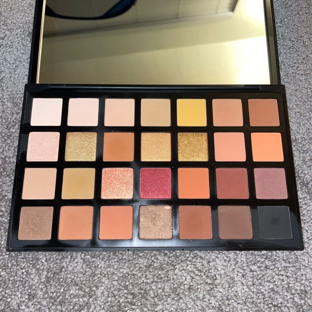 SEPHORA PRO EYESHADOW PALETTE